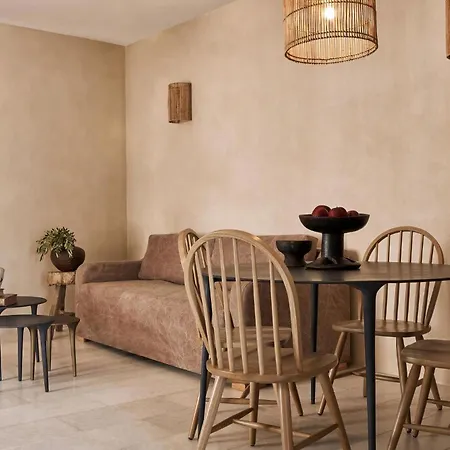 Вилла Luxury Naxos Elegant Air Conditioning Private Pool Стелида
