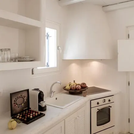 Вилла Luxury Naxos Elegant Air Conditioning Private Pool